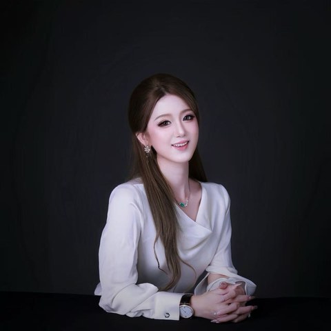 Lyn Hsia